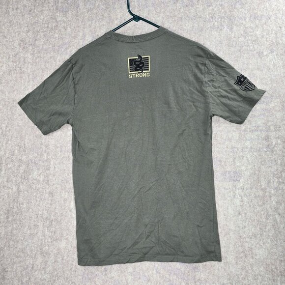 Lincoln Outfitters Strong Mens Medium T-Shirt  Green  Cotton Blend Size M - Picture 2 of 6